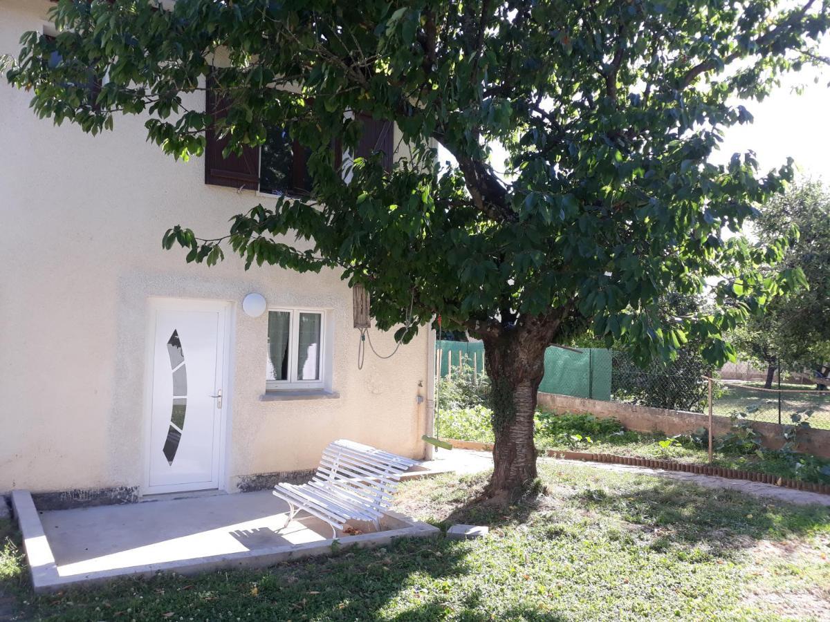 T2 Courte Duree Apartment Jonage ภายนอก รูปภาพ